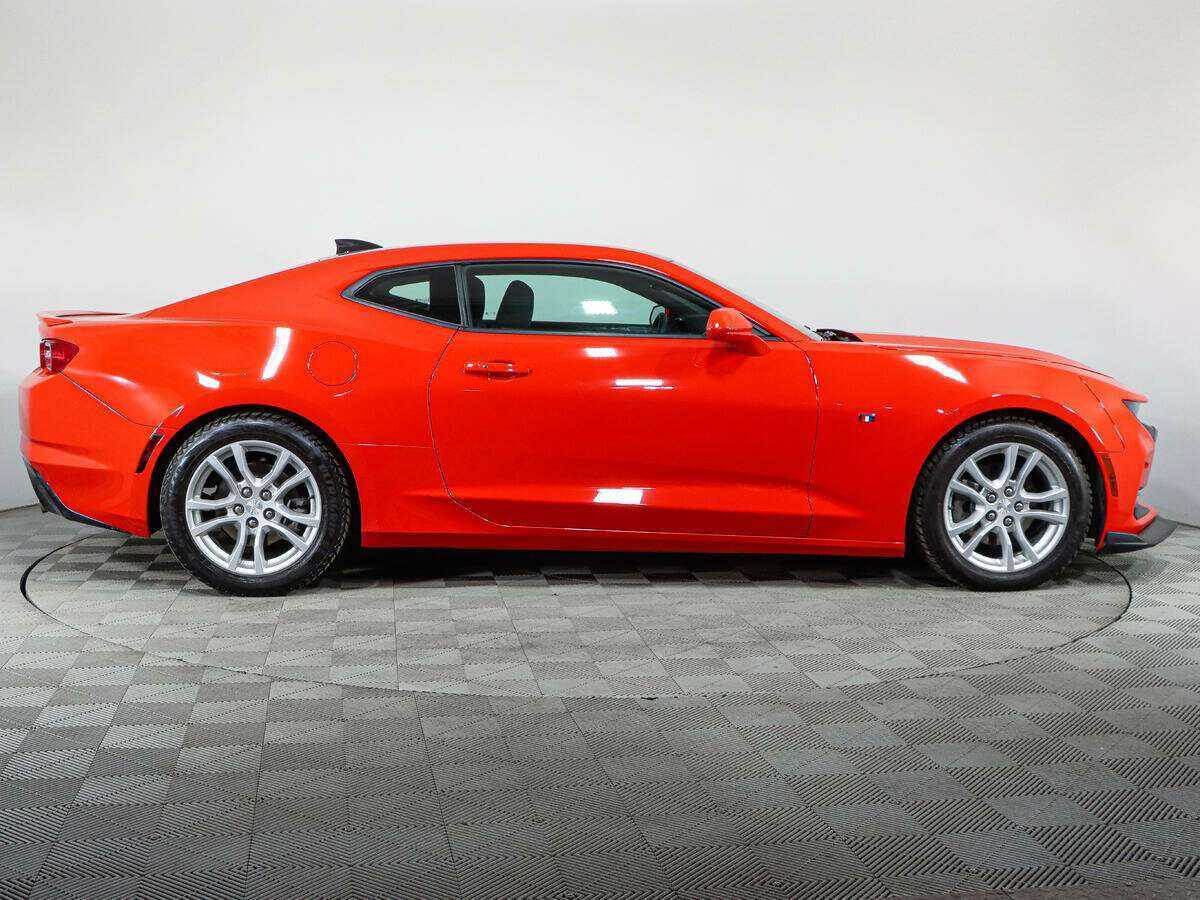Купить Chevrolet Camaro с пробегом. Фото: #3