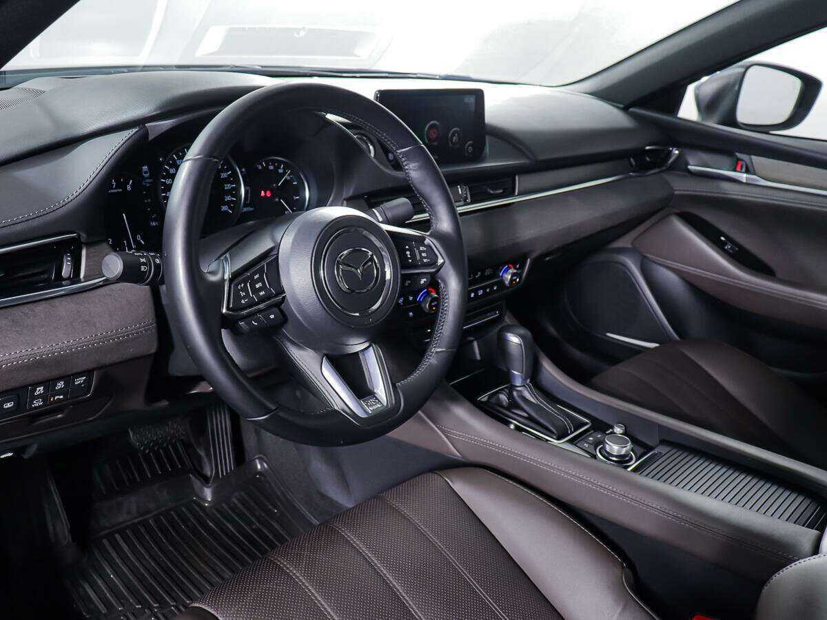 Купить Mazda 6 с пробегом. Фото: #12