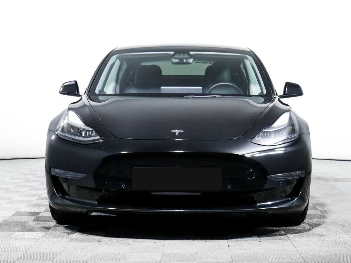 Купить Tesla Model 3 с пробегом. Фото: #1