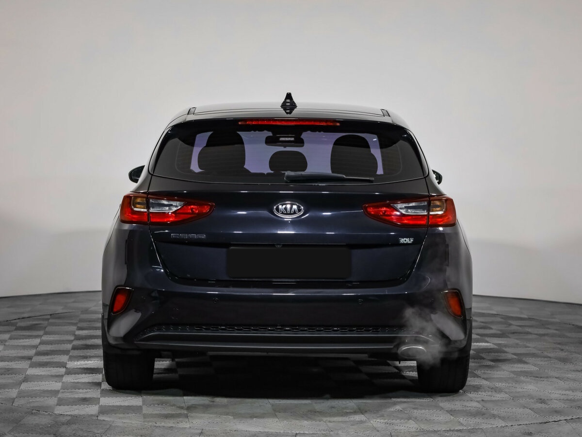 Купить Kia Ceed с пробегом. Фото: #4