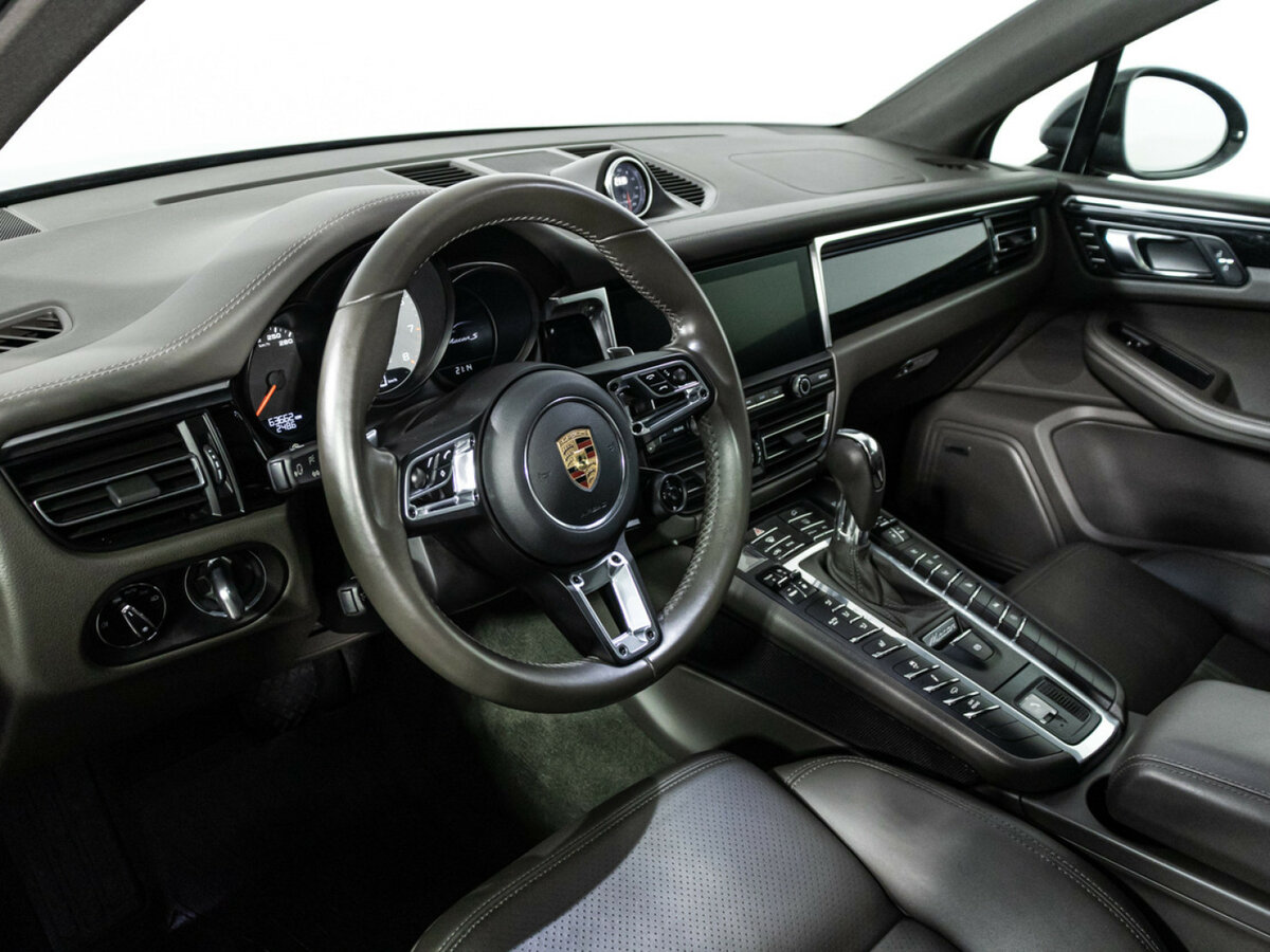 Купить Porsche Macan с пробегом. Фото: #10