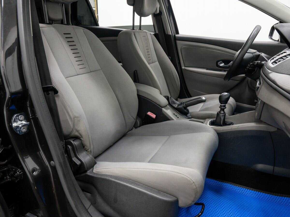 Купить Renault Megane с пробегом. Фото: #7