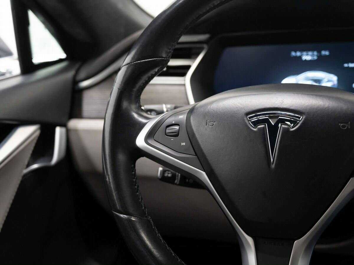 Купить Tesla Model S с пробегом. Фото: #9