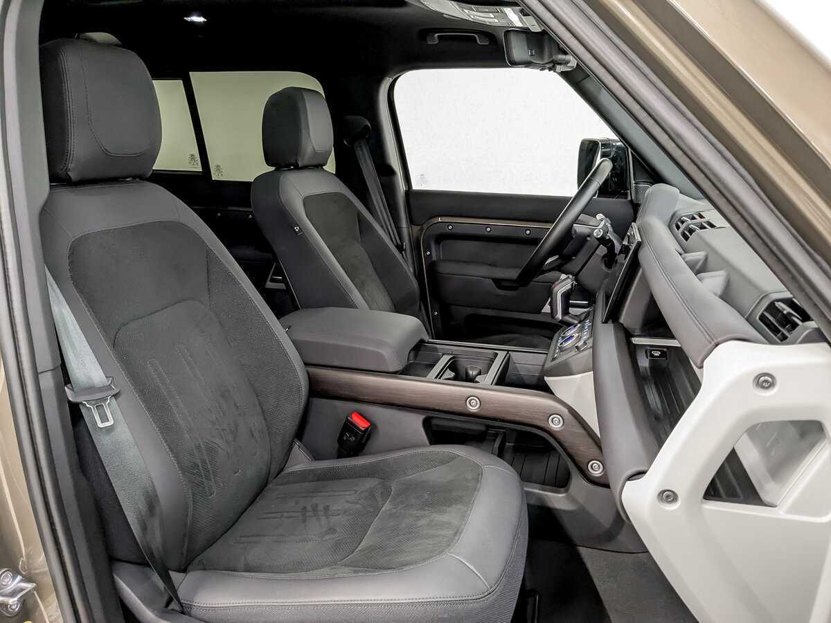 Купить Land Rover Defender с пробегом. Фото: #19