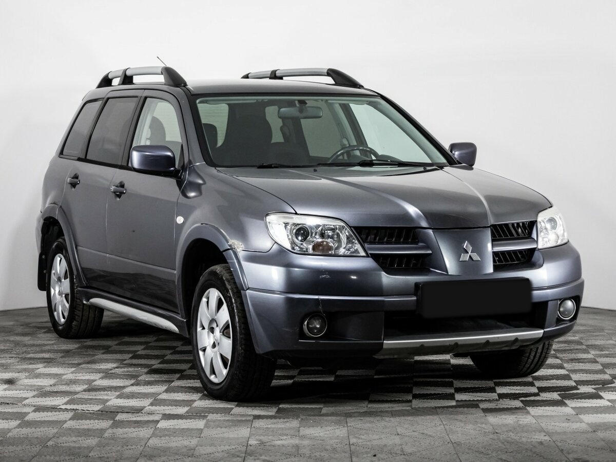 Купить Mitsubishi Outlander с пробегом. Фото: #2
