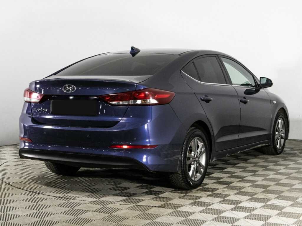 Купить Hyundai Elantra с пробегом. Фото: #4