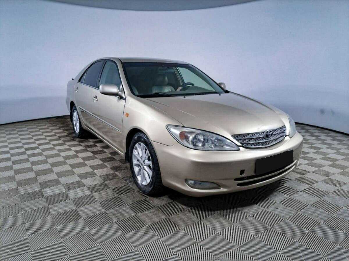 Купить Toyota Camry с пробегом. Фото: #2