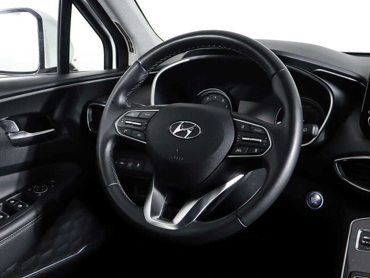 Купить Hyundai Santa Fe с пробегом. Фото: #15