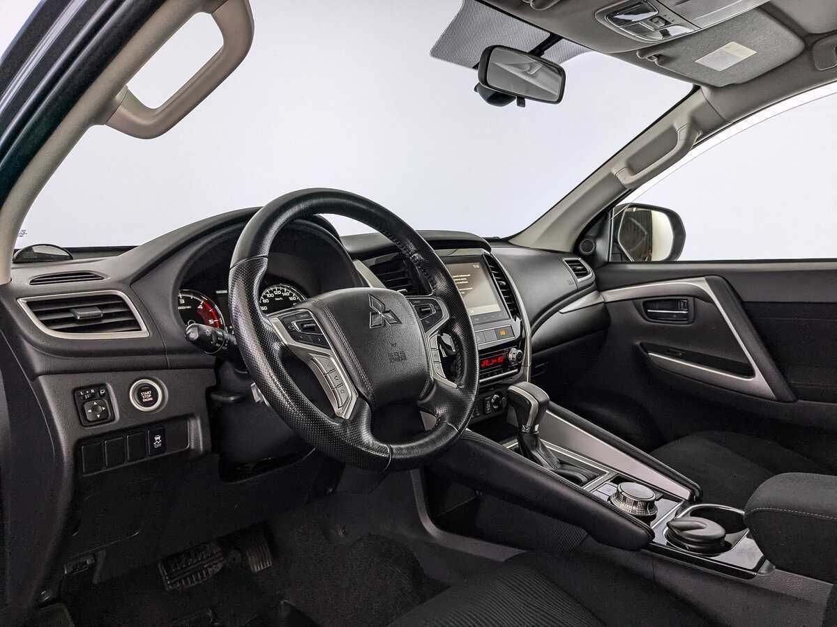 Купить Mitsubishi Pajero Sport с пробегом. Фото: #13