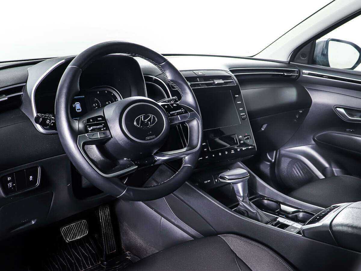 Купить Hyundai Tucson с пробегом. Фото: #11