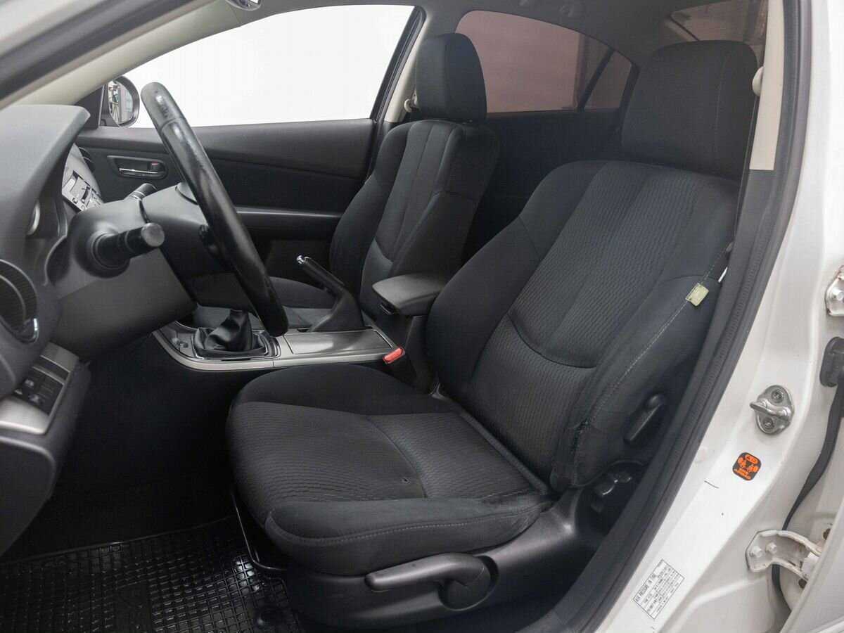 Купить Mazda 6 с пробегом. Фото: #9