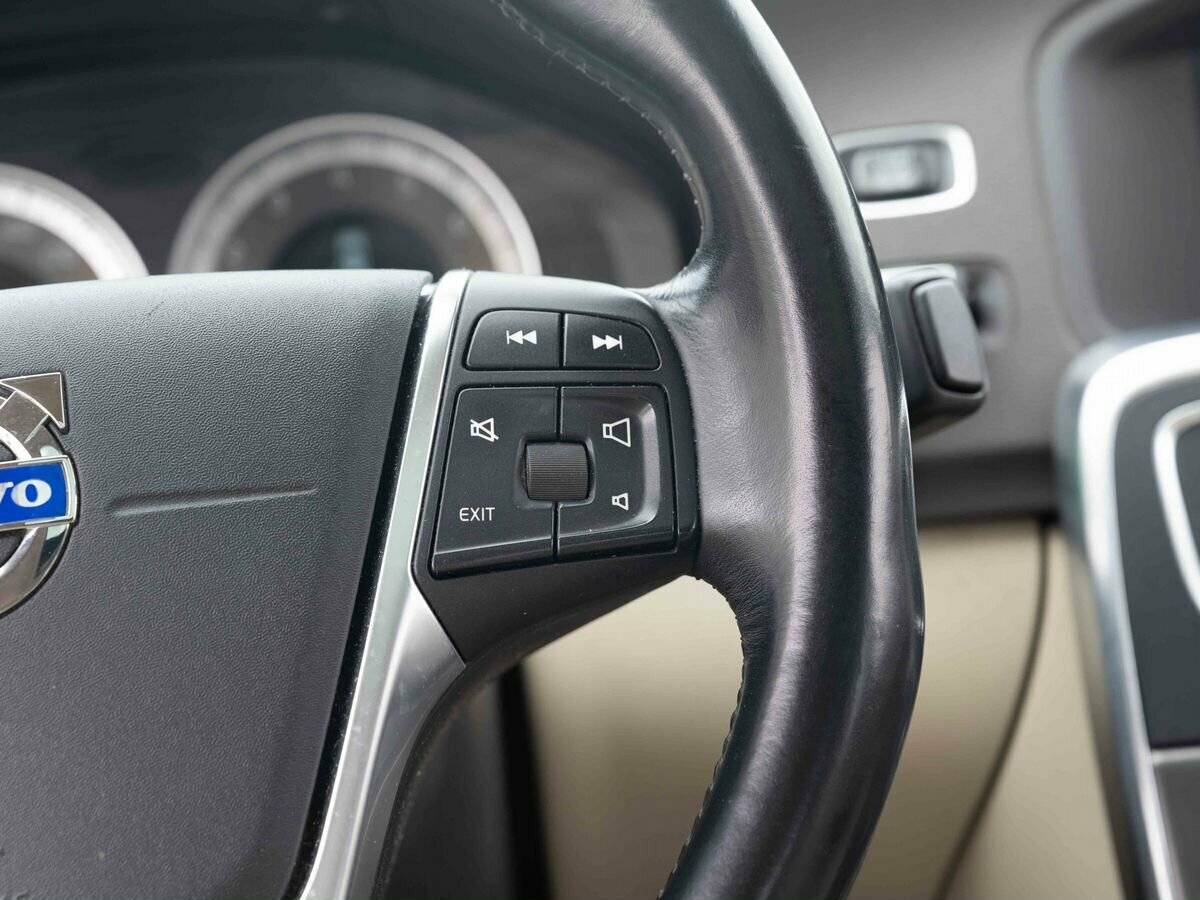 Купить Volvo S60 с пробегом. Фото: #13