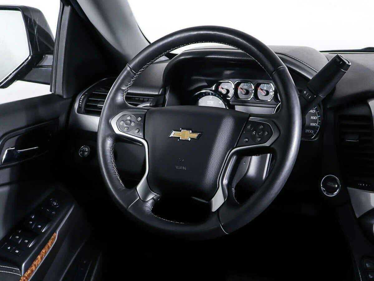 Купить Chevrolet Tahoe с пробегом. Фото: #14