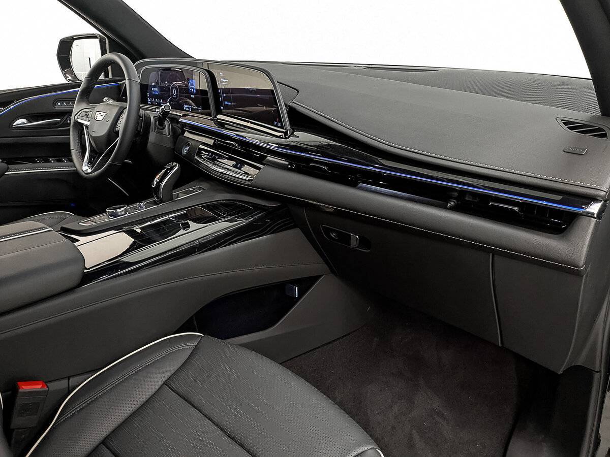 Купить Cadillac Escalade с пробегом. Фото: #8