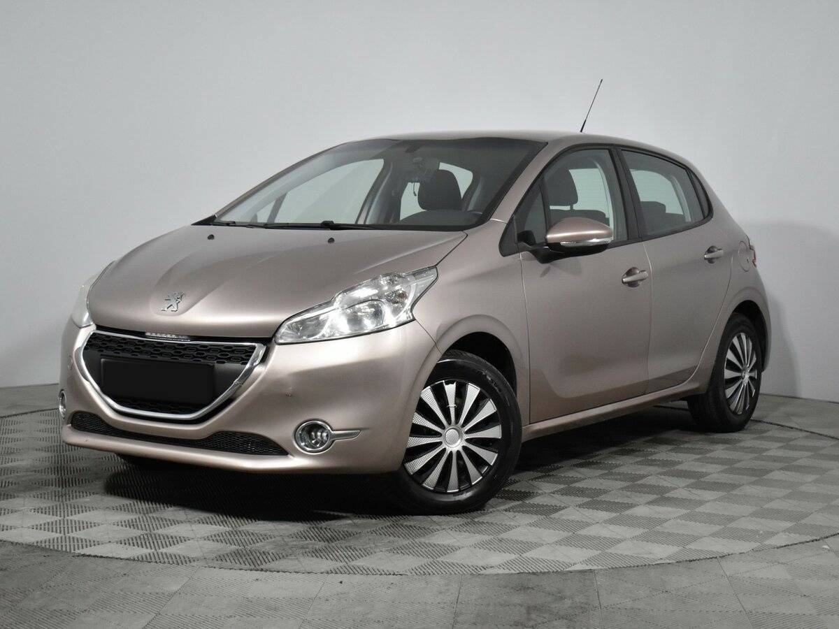 Купить Peugeot 208 с пробегом. Фото: #0