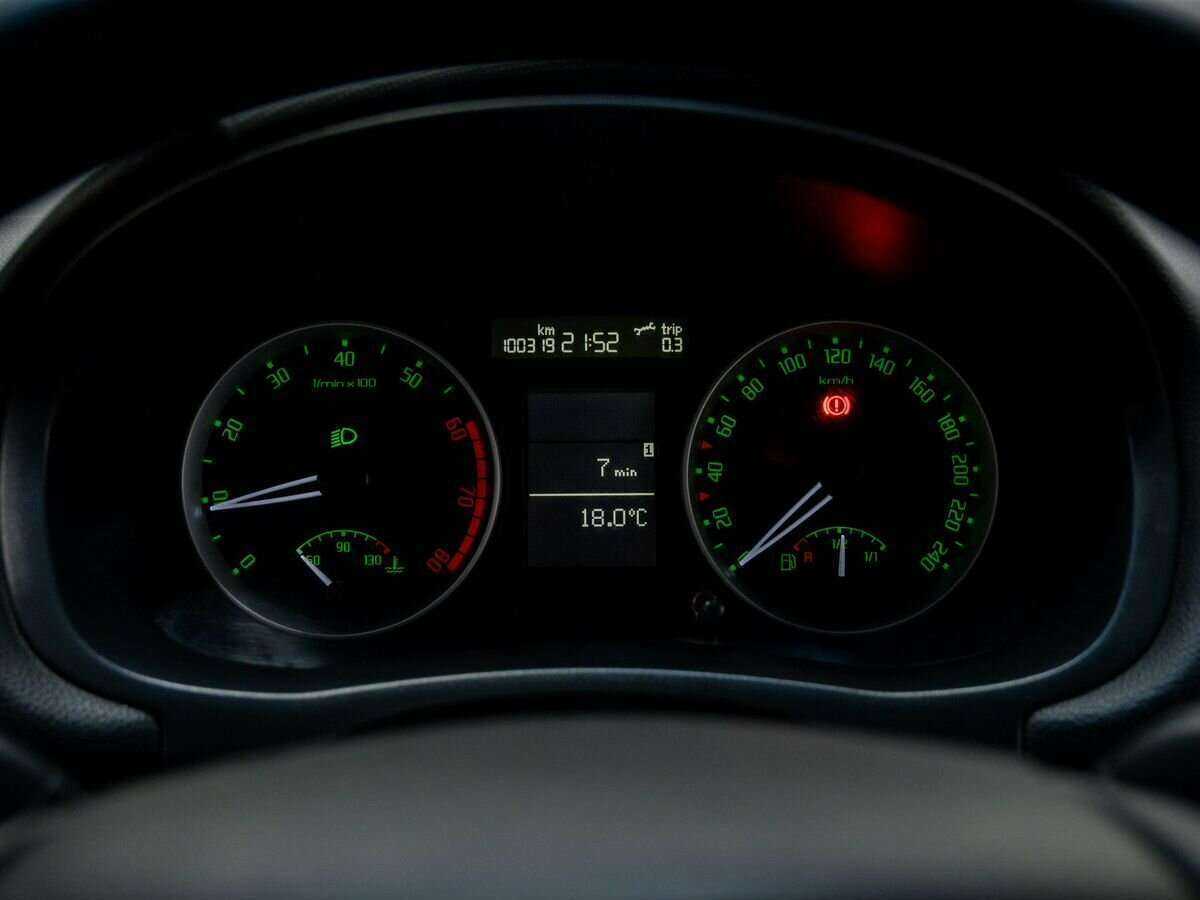 Купить Skoda Fabia с пробегом. Фото: #21