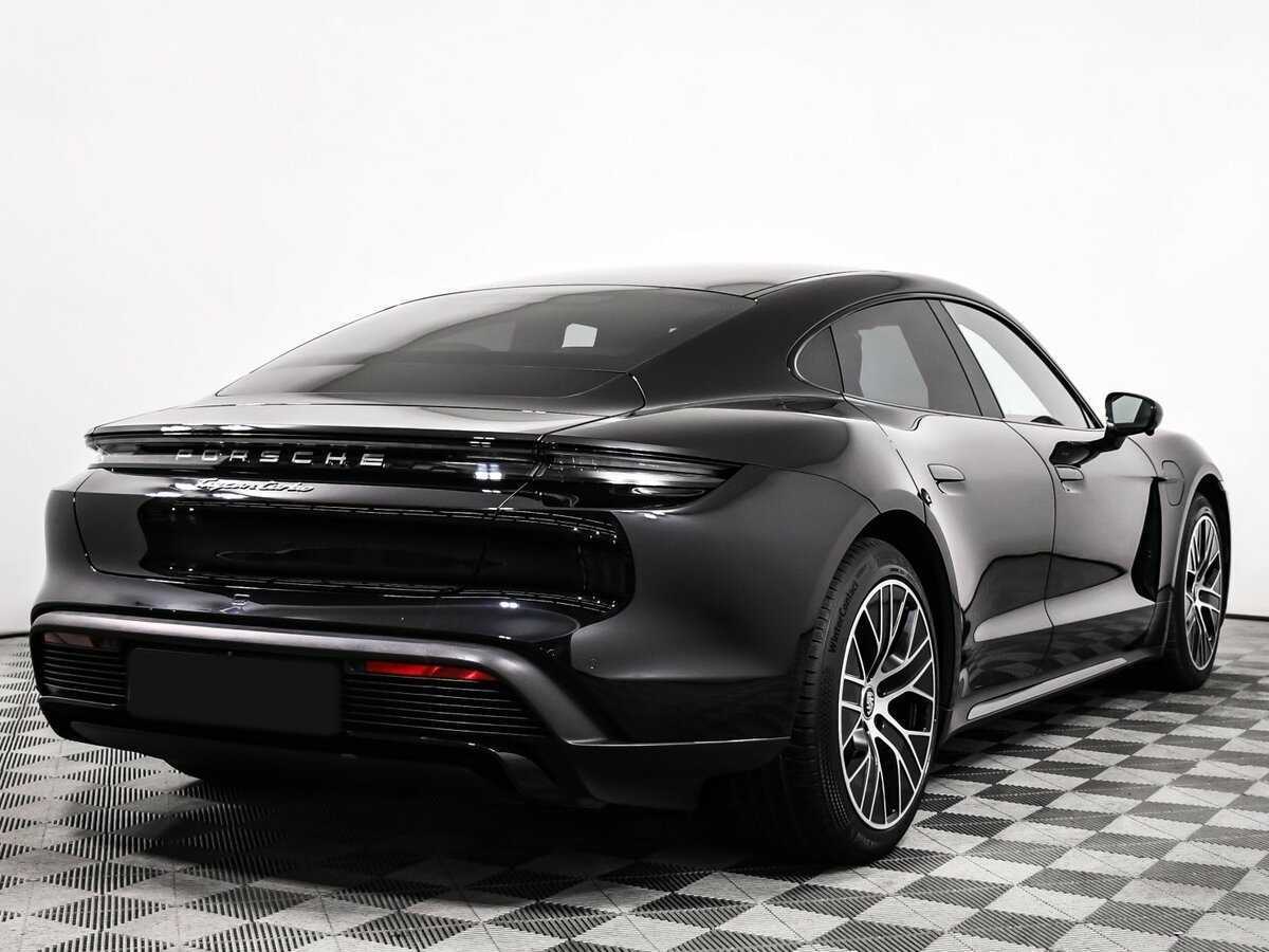 Купить Porsche Taycan с пробегом. Фото: #4