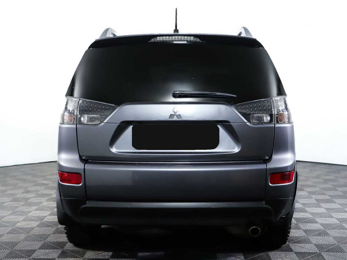 Купить Mitsubishi Outlander с пробегом. Фото: #5