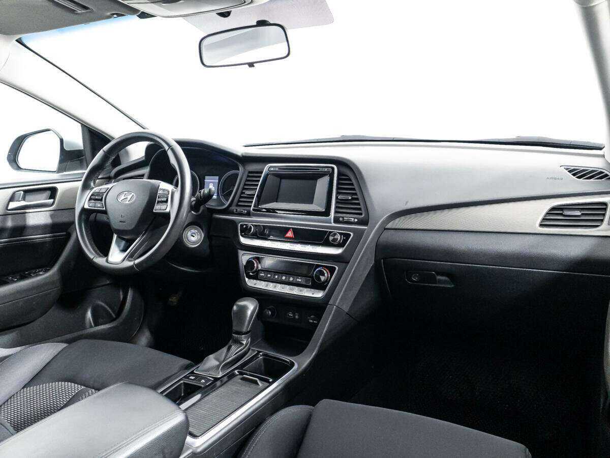 Купить Hyundai Sonata с пробегом. Фото: #8