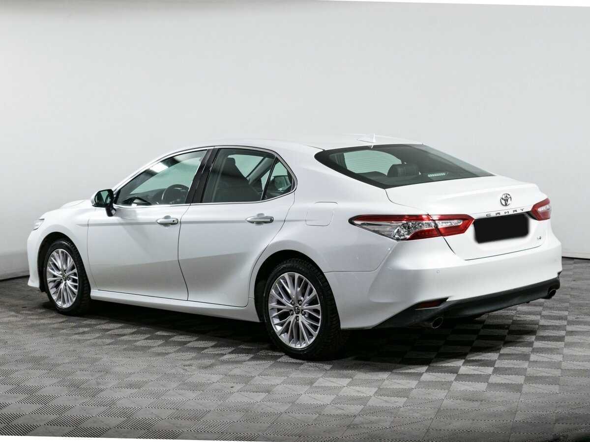 Купить Toyota Camry с пробегом. Фото: #5