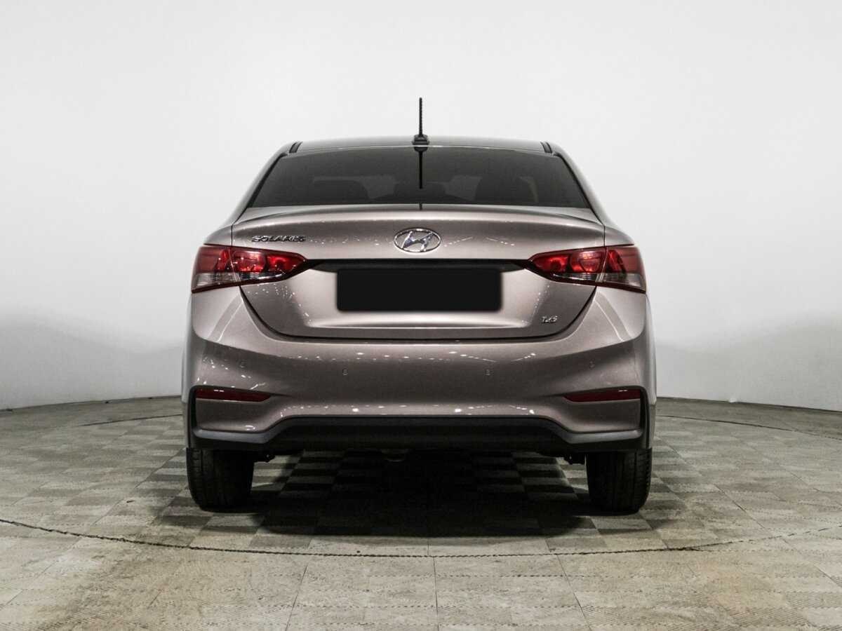 Купить Hyundai Solaris с пробегом. Фото: #5