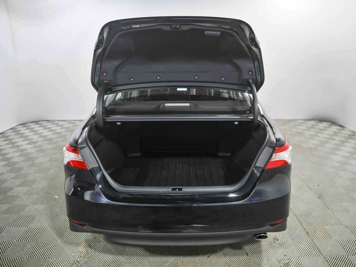 Купить Toyota Camry с пробегом. Фото: #17