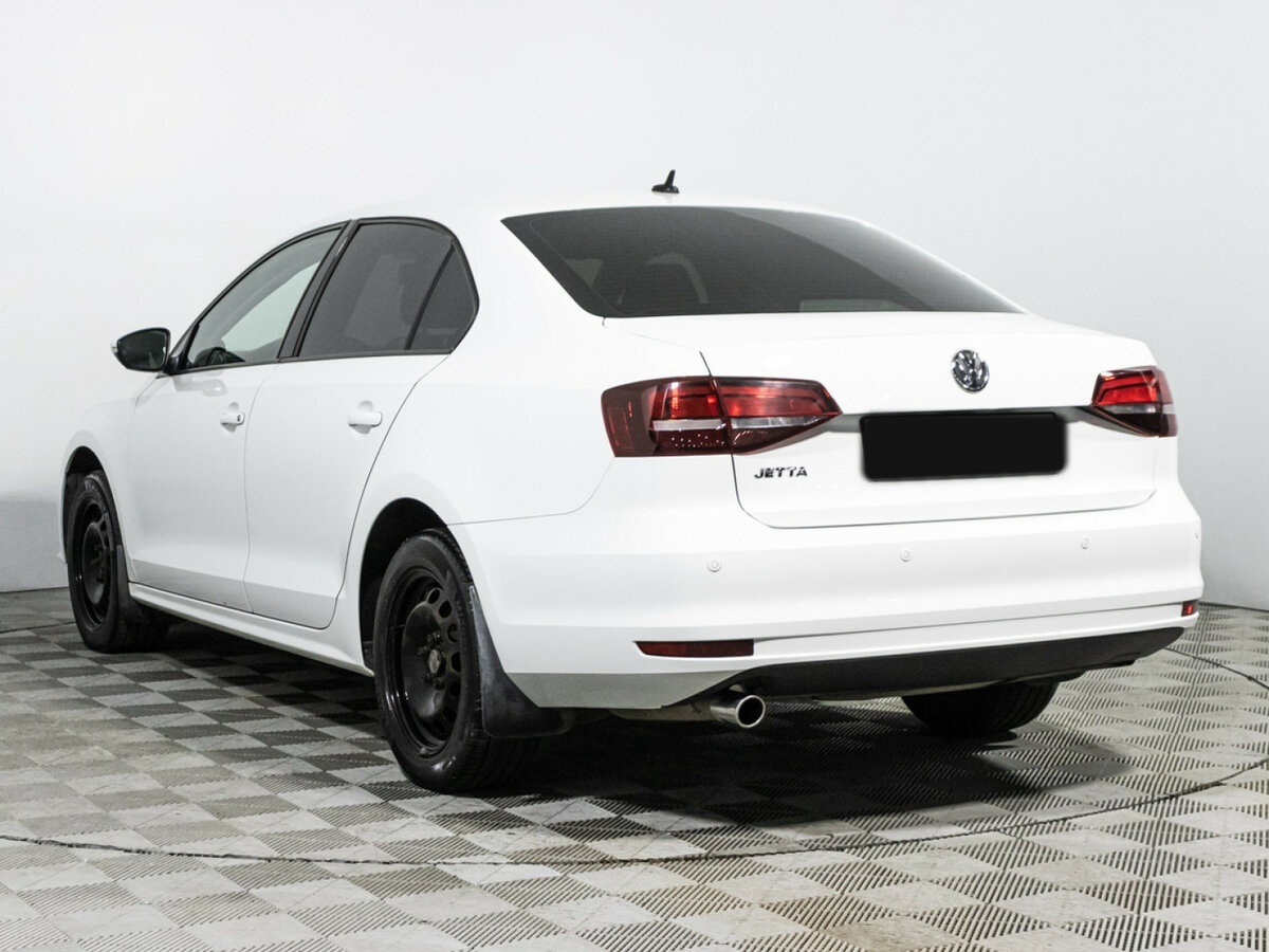 Купить Volkswagen Jetta с пробегом. Фото: #6