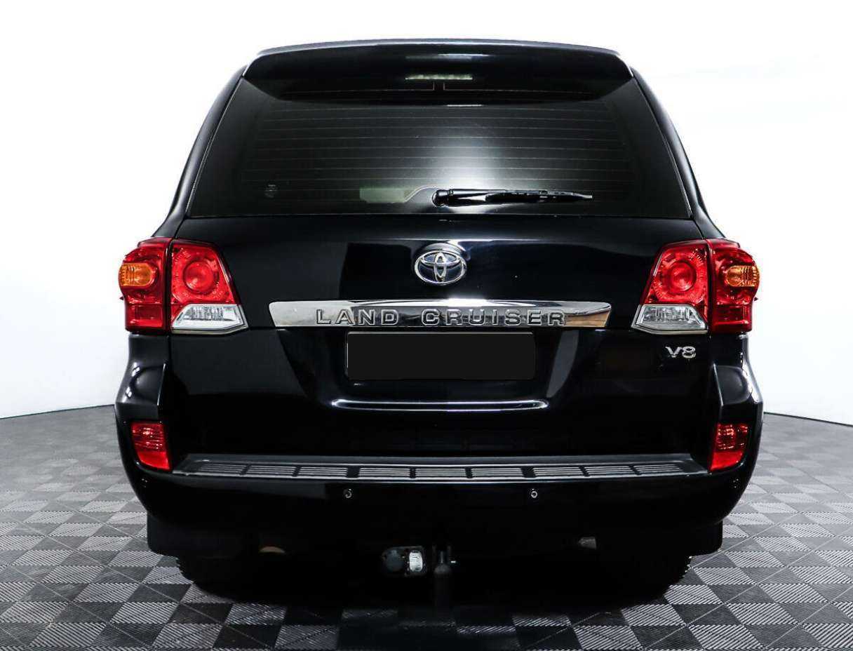 Купить Toyota Land Cruiser с пробегом. Фото: #4