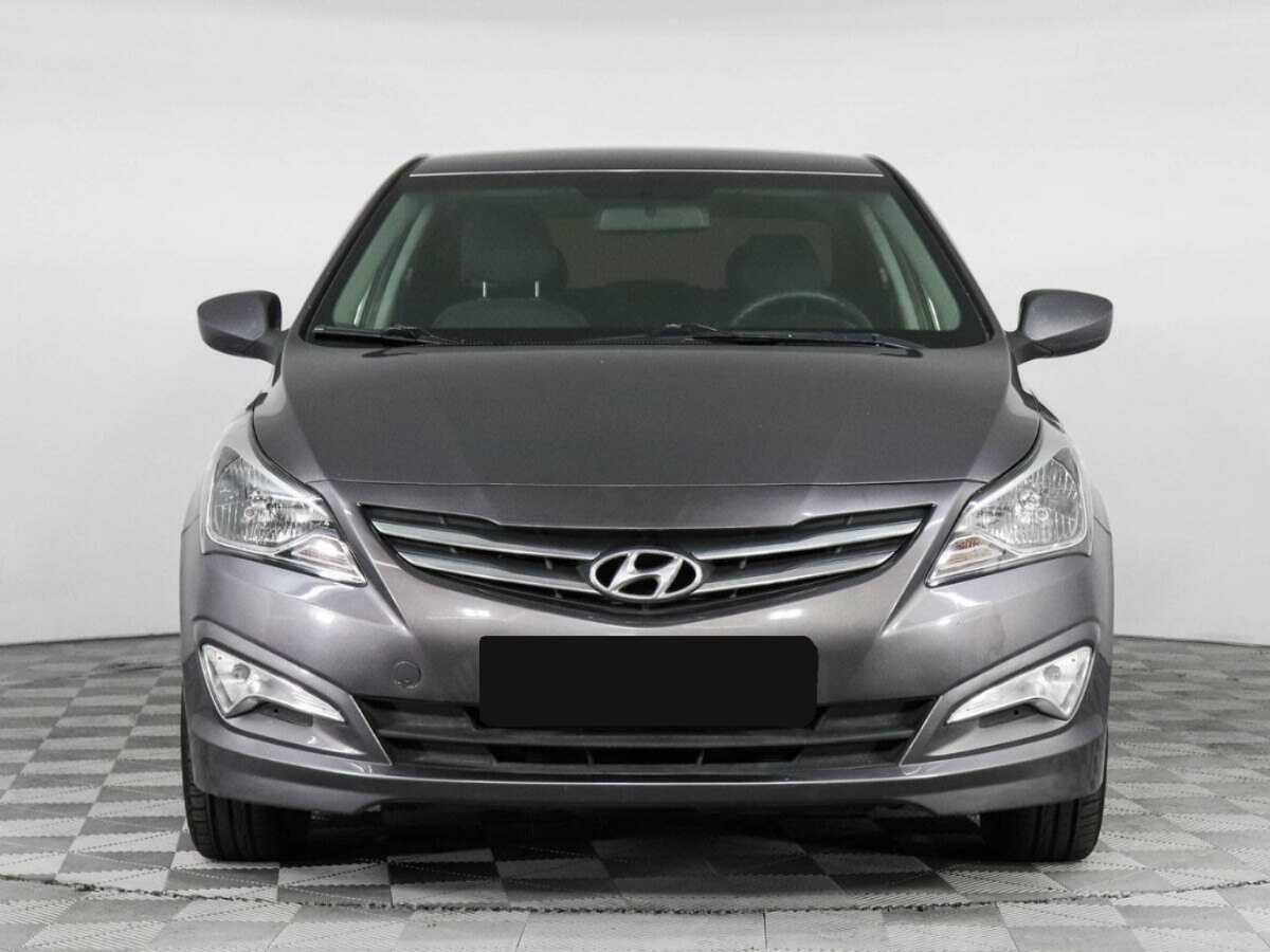 Купить Hyundai Solaris с пробегом. Фото: #1