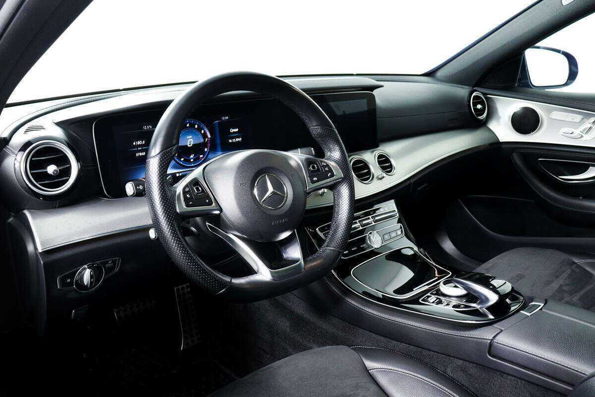Купить Mercedes-Benz E-Класс с пробегом. Фото: #12