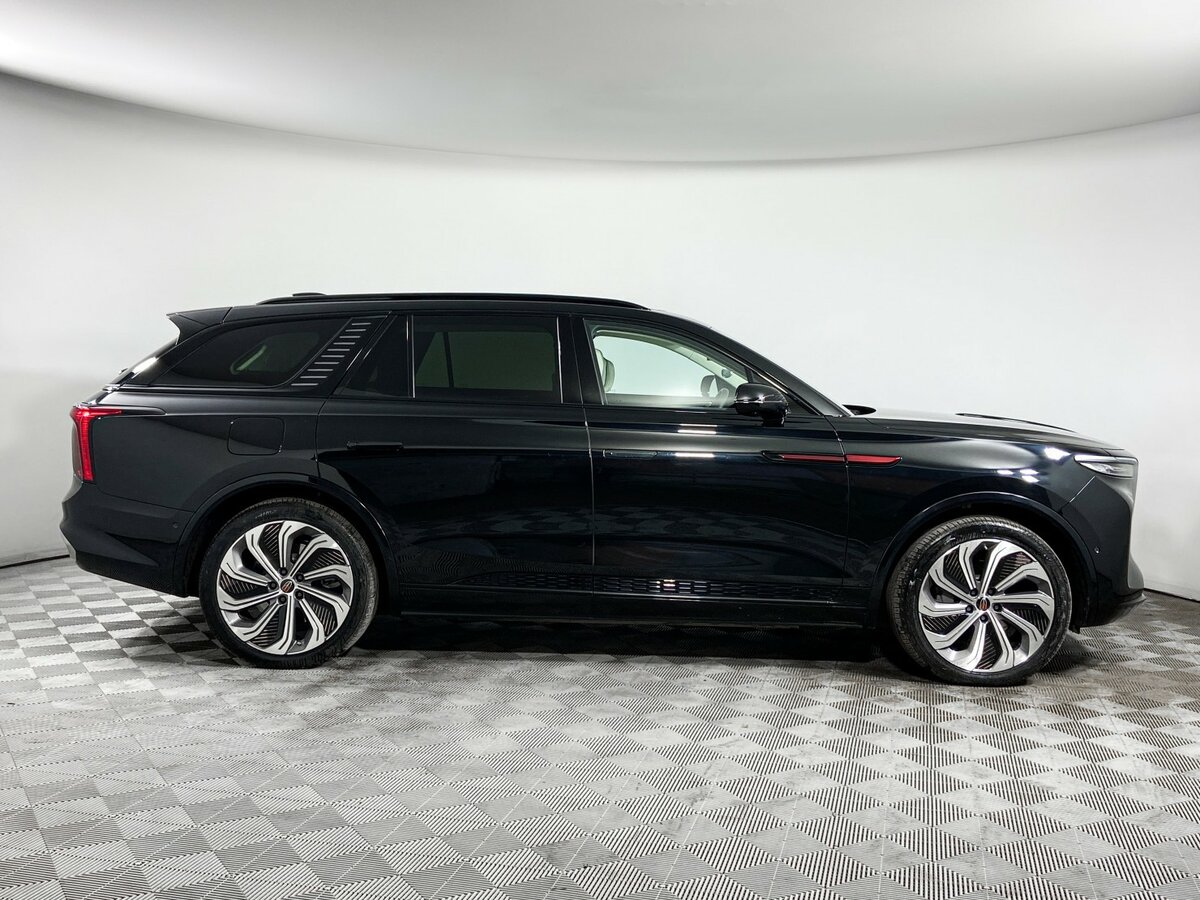 Купить Hongqi E-HS9 с пробегом. Фото: #3
