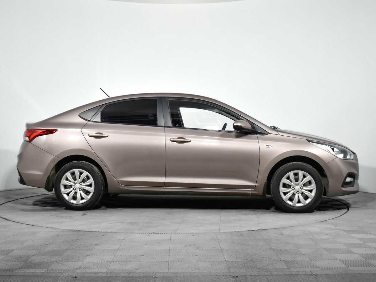 Купить Hyundai Solaris с пробегом. Фото: #3