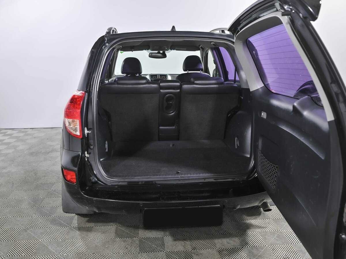 Купить Toyota RAV4 с пробегом. Фото: #20