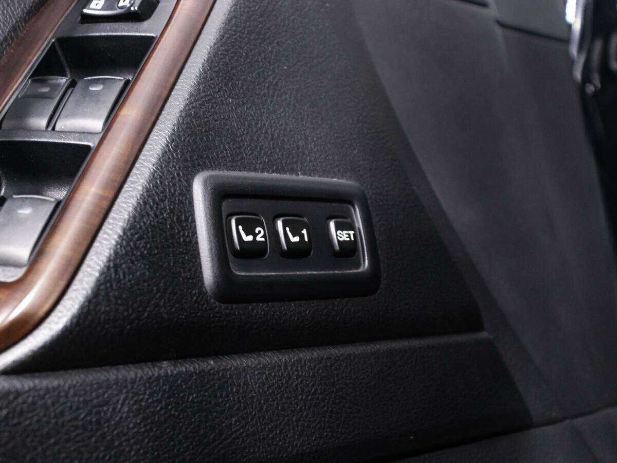 Купить Toyota Land Cruiser Prado с пробегом. Фото: #16