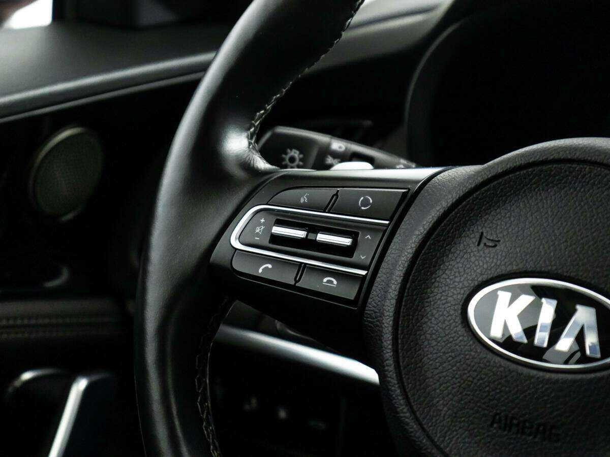 Купить Kia Stinger с пробегом. Фото: #23