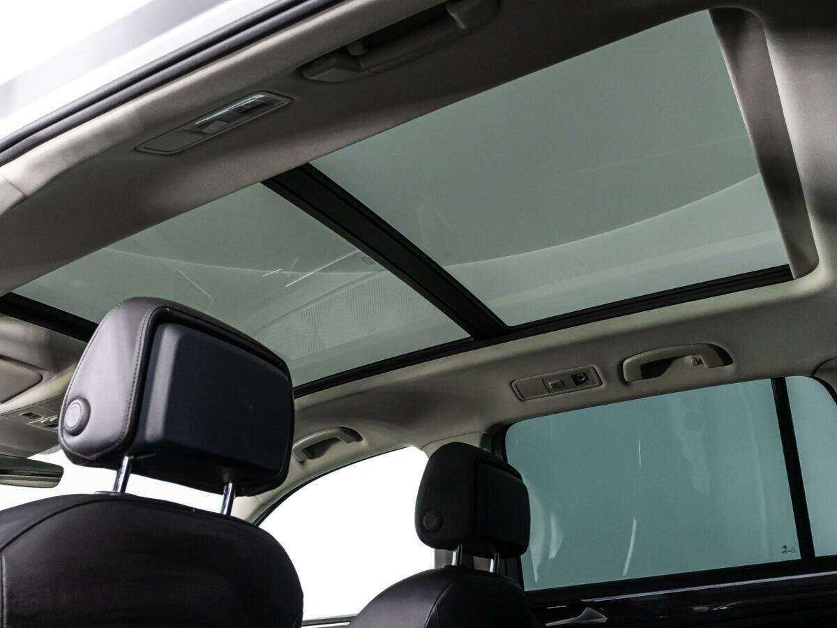 Купить Volkswagen Tiguan с пробегом. Фото: #17