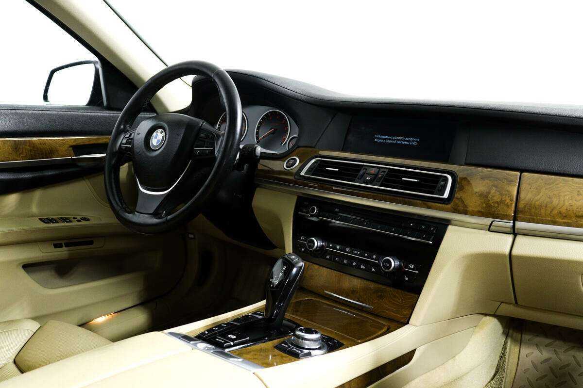 Купить BMW 7 серии с пробегом. Фото: #7