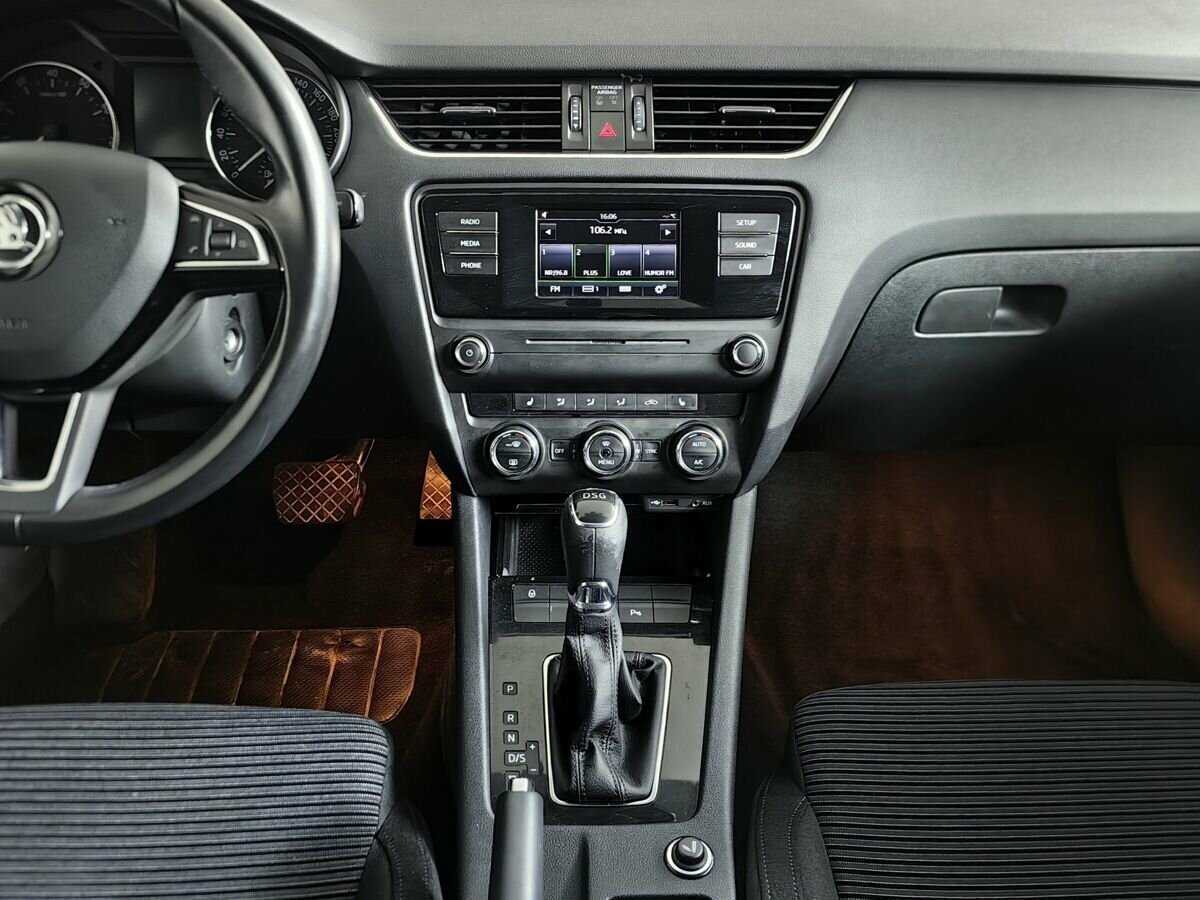 Купить Skoda Octavia с пробегом. Фото: #10