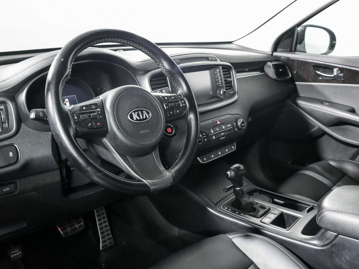 Купить Kia Sorento с пробегом. Фото: #8