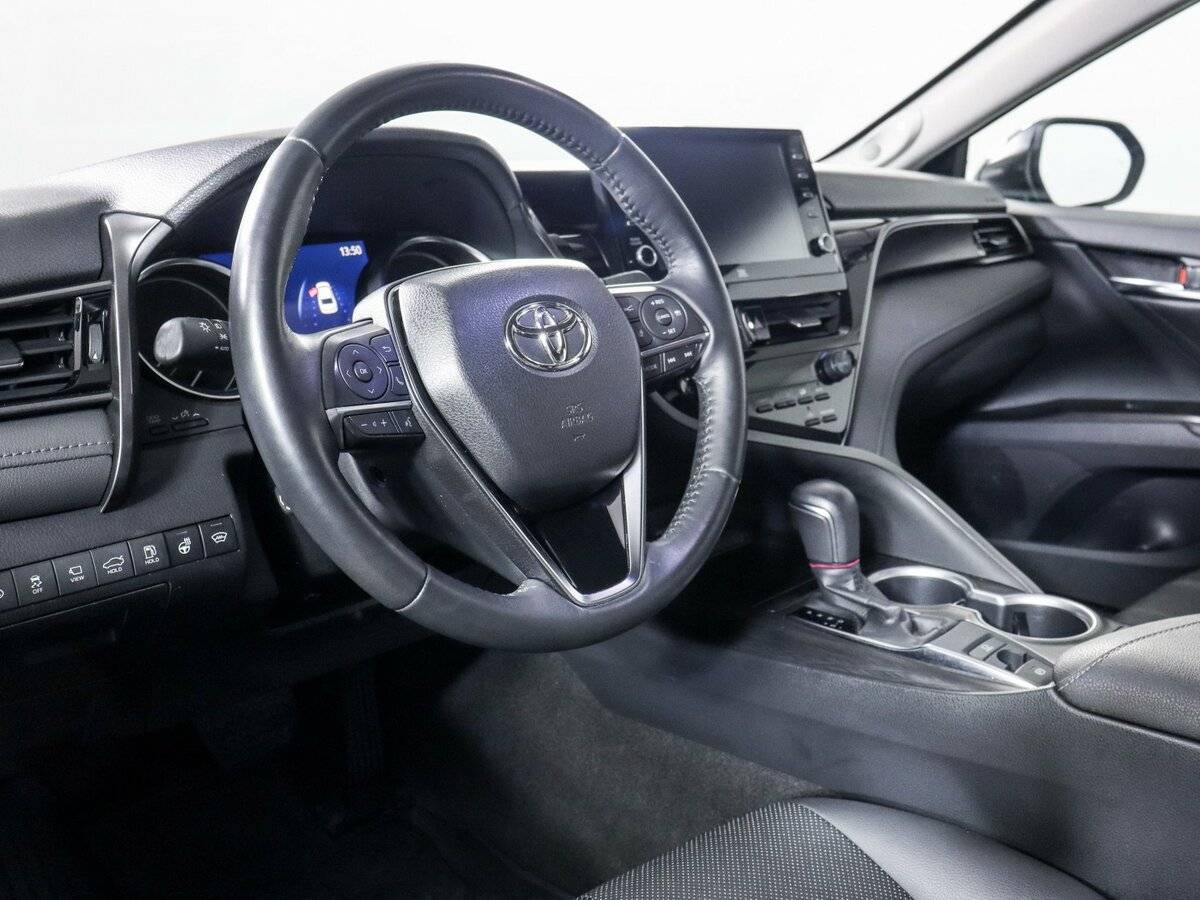 Купить Toyota Camry с пробегом. Фото: #10