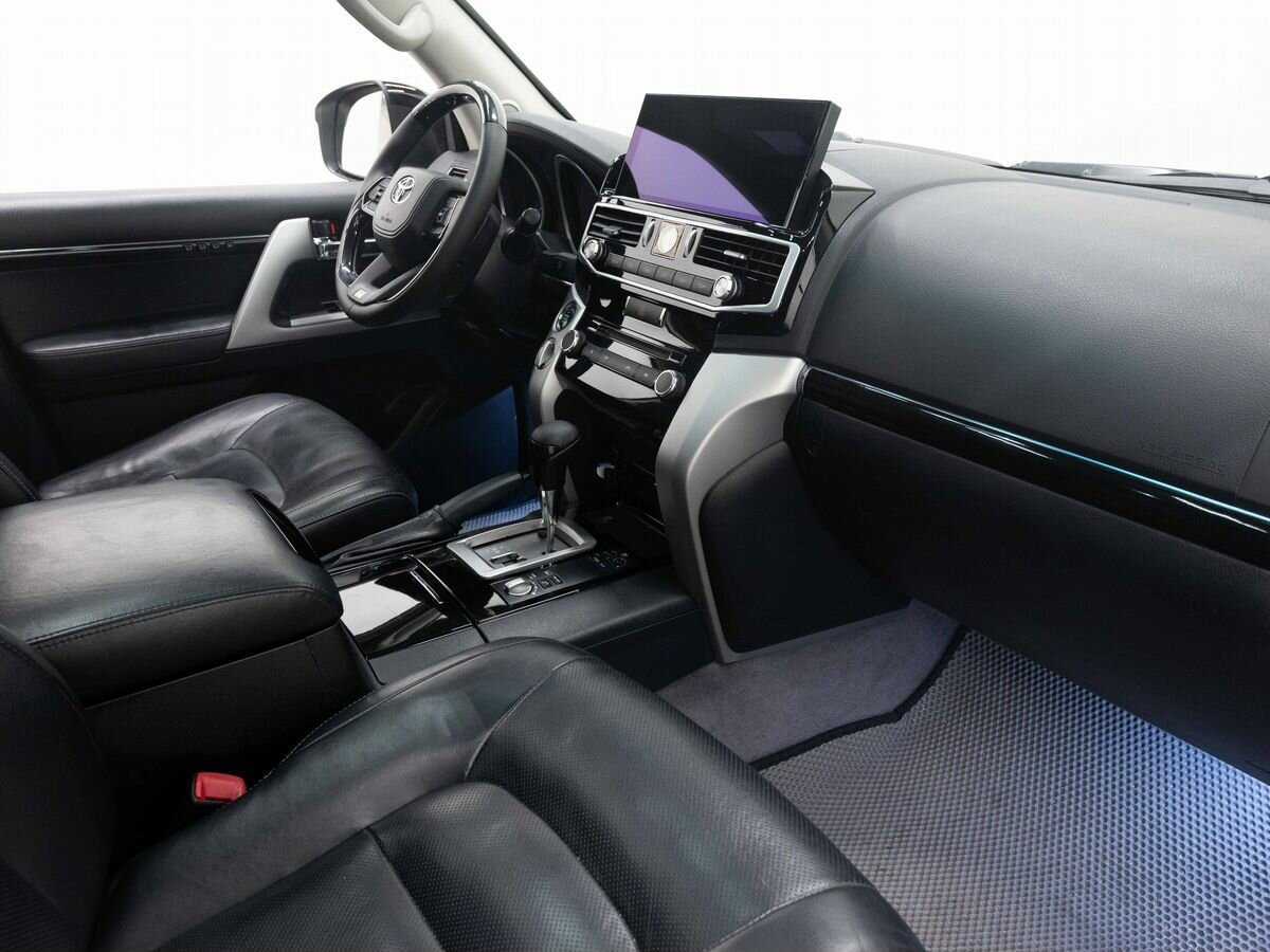 Купить Toyota Land Cruiser с пробегом. Фото: #13