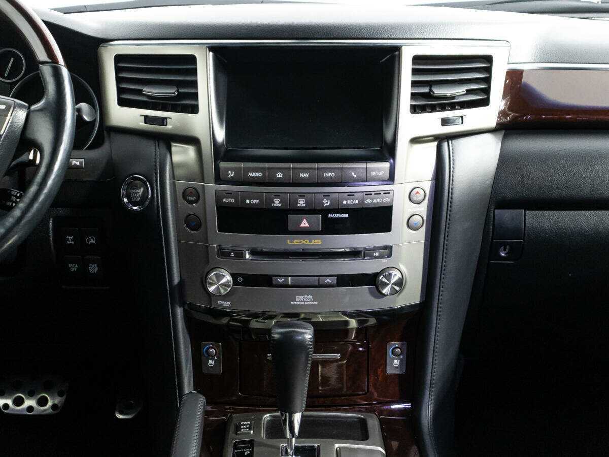 Купить Lexus LX с пробегом. Фото: #11