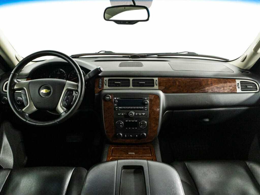 Купить Chevrolet Tahoe с пробегом. Фото: #10