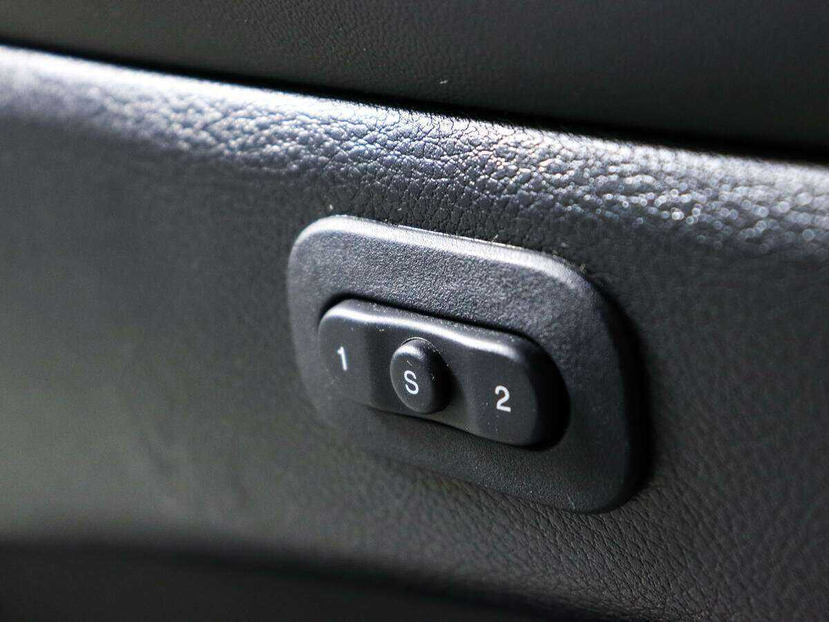 Купить Jeep Grand Cherokee с пробегом. Фото: #22