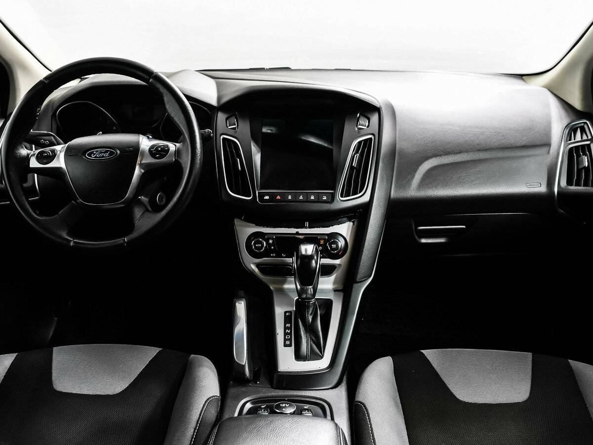 Купить Ford Focus с пробегом. Фото: #10