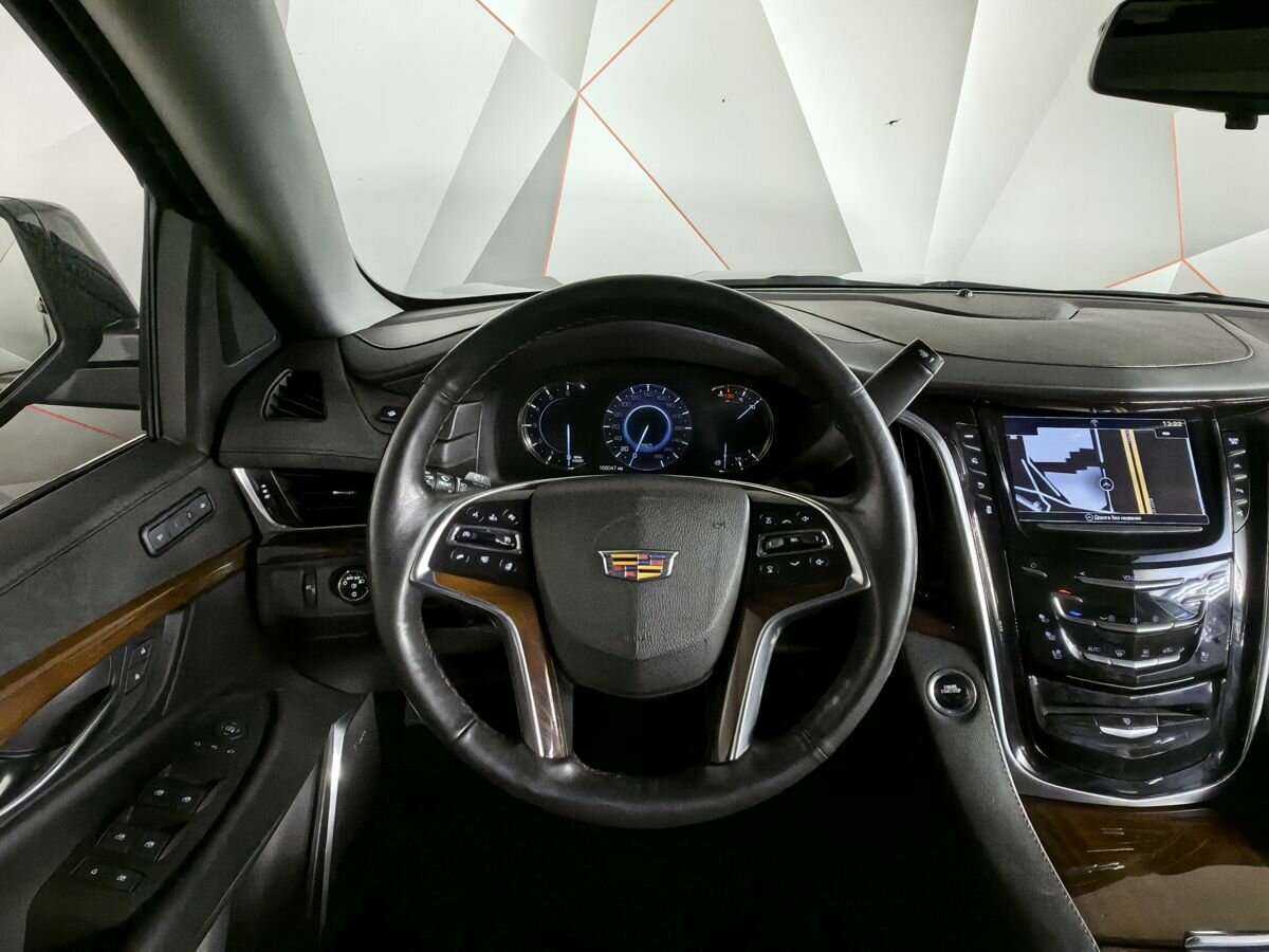 Купить Cadillac Escalade с пробегом. Фото: #14