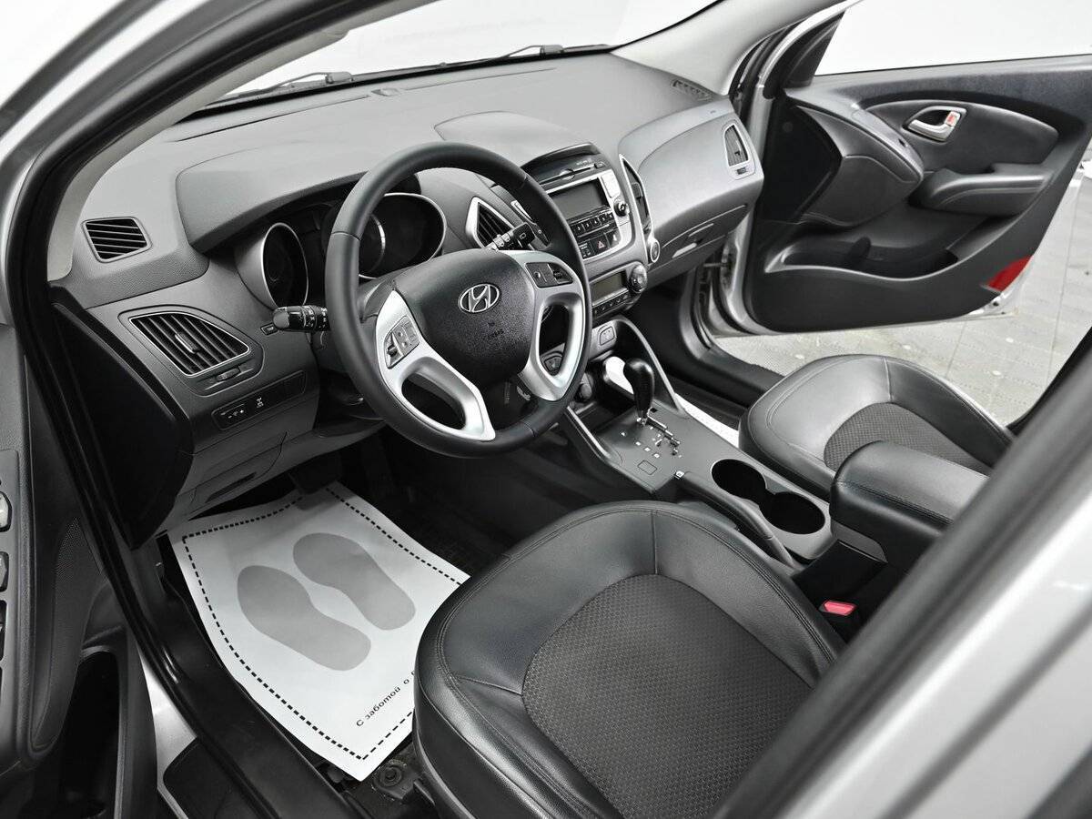 Купить Hyundai ix35 с пробегом. Фото: #7