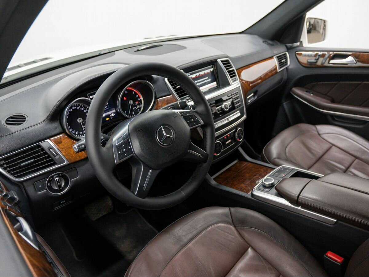 Купить Mercedes-Benz GL-Класс с пробегом. Фото: #12