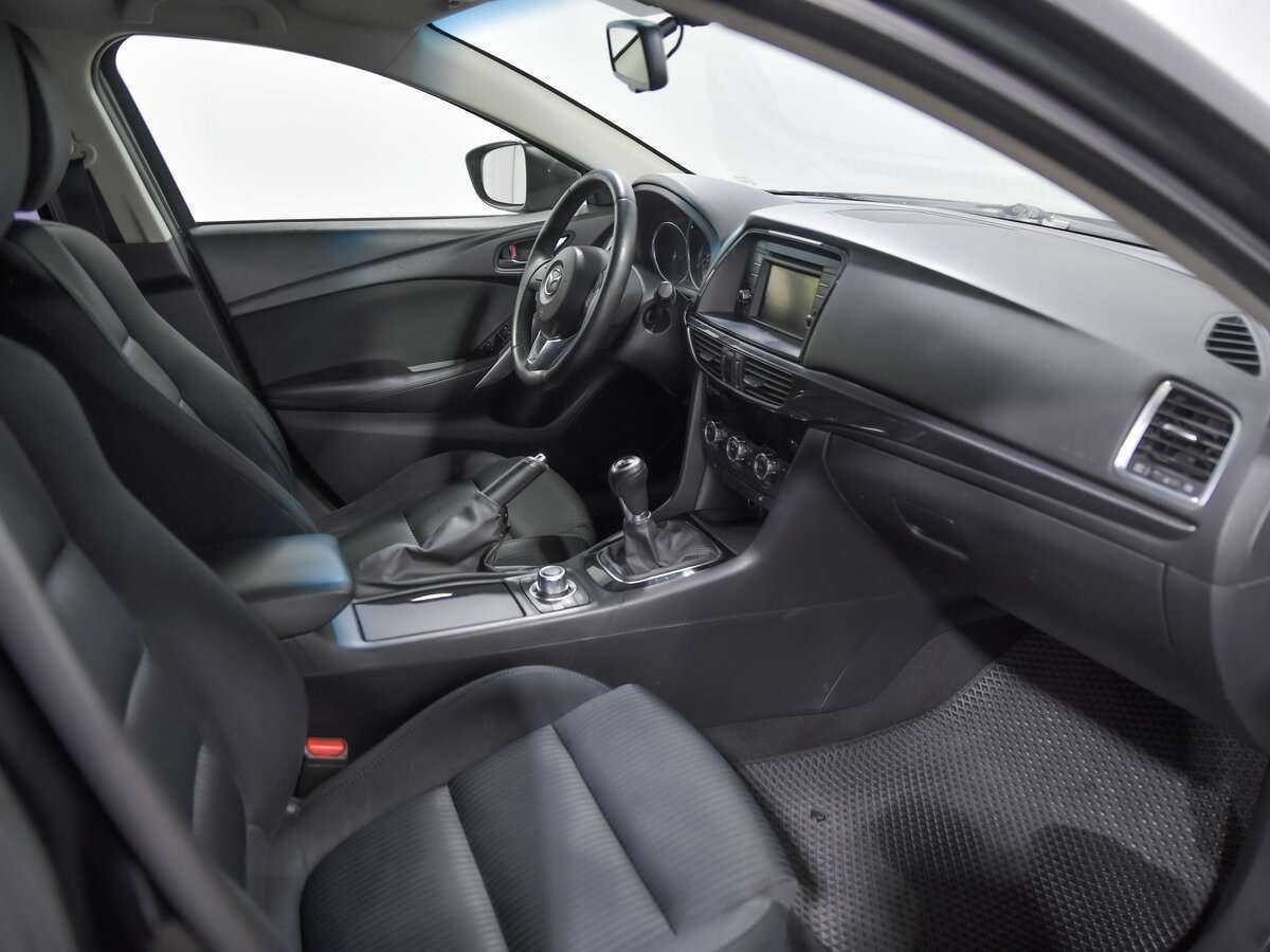Купить Mazda 6 с пробегом. Фото: #11
