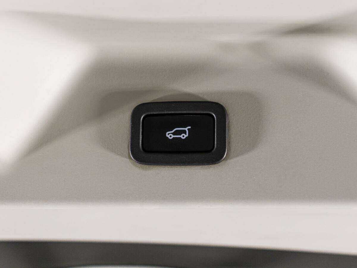 Купить Land Rover Range Rover с пробегом. Фото: #16